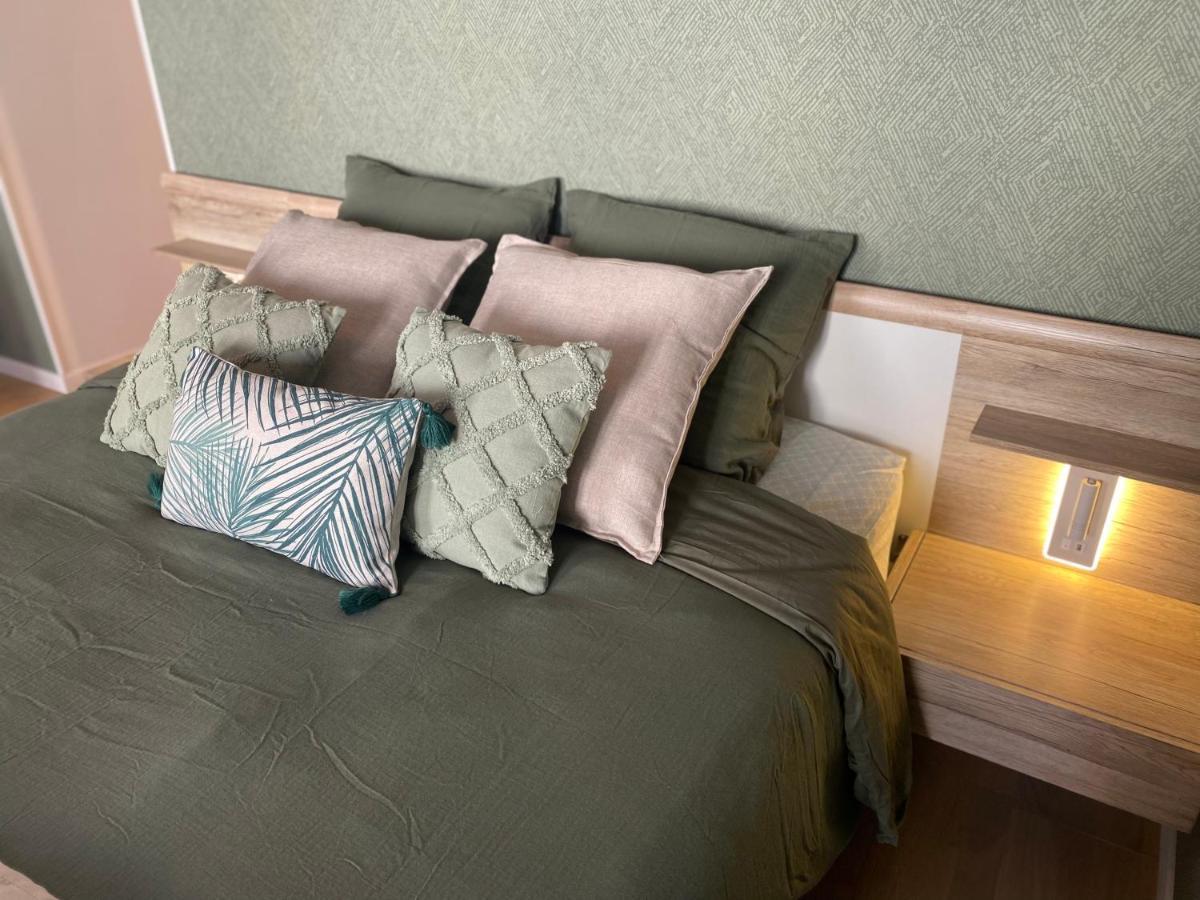 Le Gonzague, Appartement Hyper-Centre Tout Confort. Charleville-Mézières Eksteriør billede